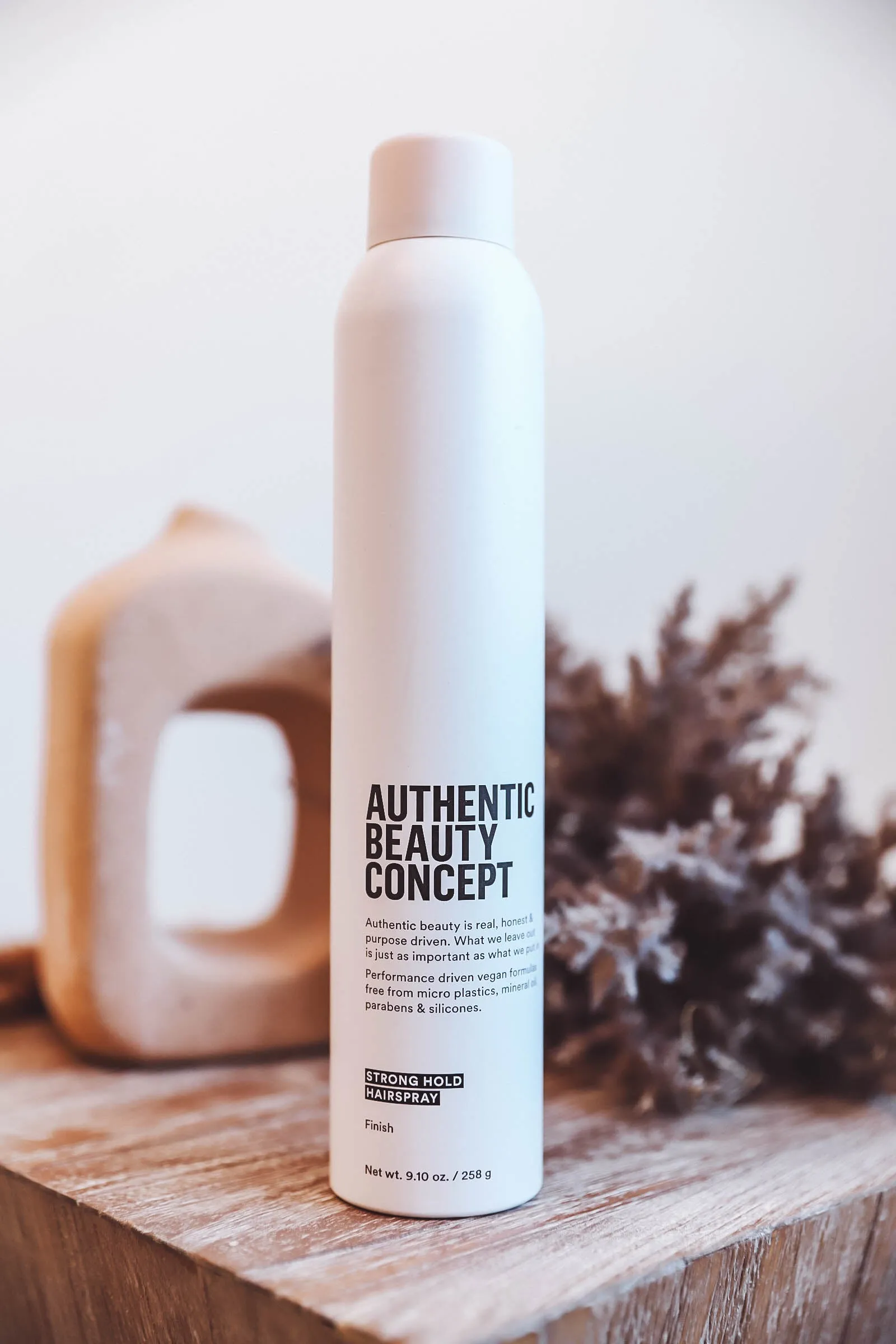 Authentic Beauty Concept Hairspray