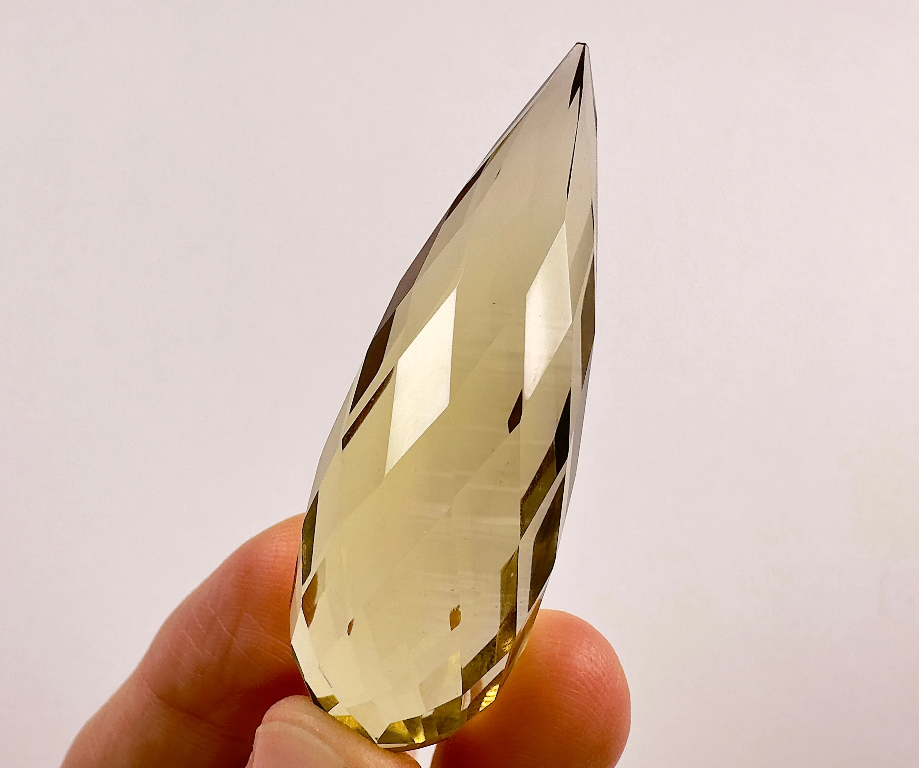 Faceted CITRINE Crystal - Crystal Carving, Birthstones, Gemstones, Unique Gift, Healing Crystals and Stones, 53649