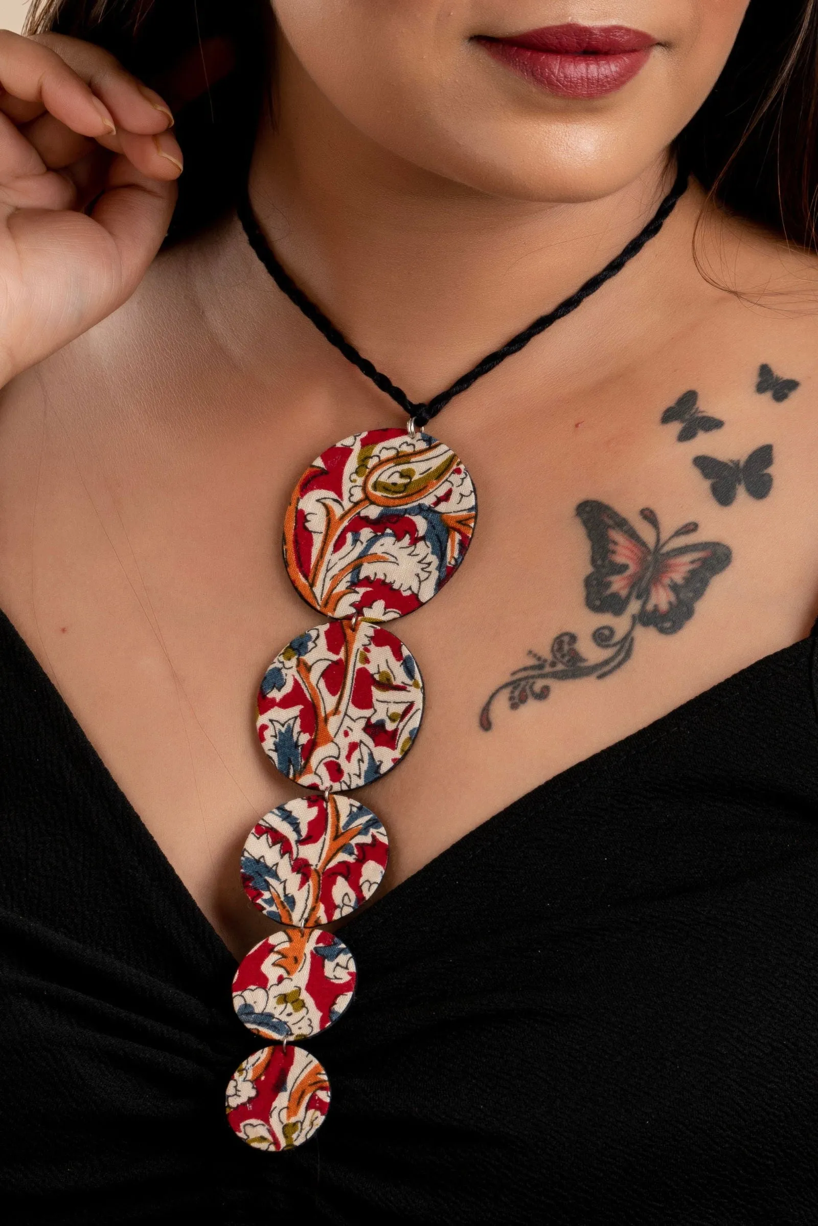 Handcrafted Lightweight Fabric Choker Necklace for Women - Red Kalamkari Design