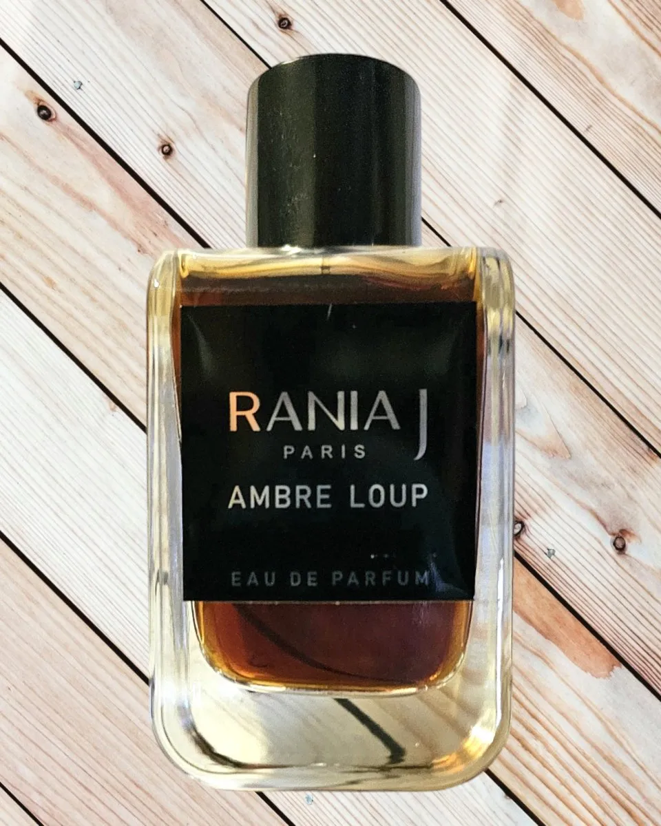 Rania J AMBRE LOUP